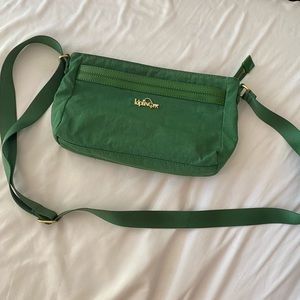 Kipling Crossbody bag!